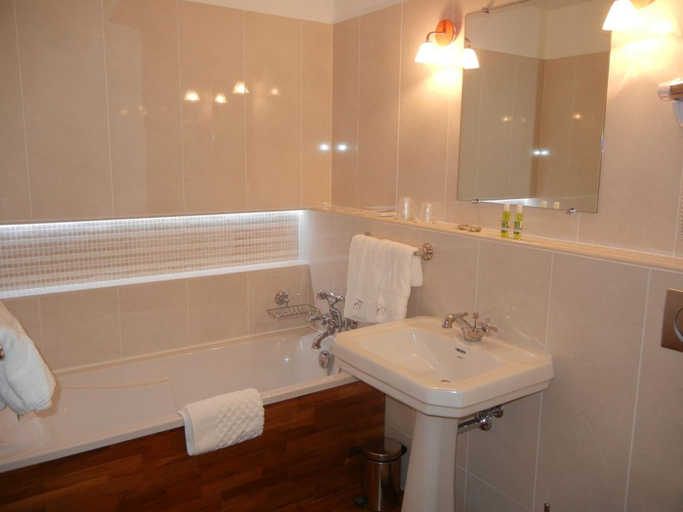 Bathroom 3, Chateau Cocove, Pas-de-Calais
