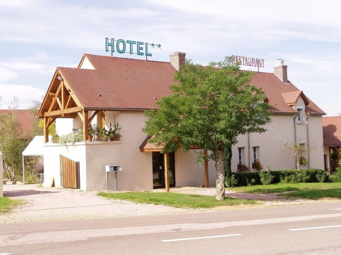 Exterior & Views 2, Ici M'aime Hôtel Restaurant, Côte-d'Or