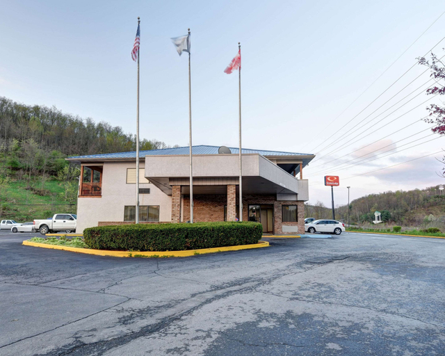 Exterior & Views 2, Econo Lodge Morgantown, Monongalia