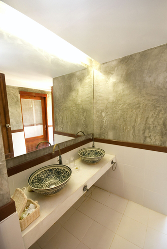 Bathroom 5, Koh Talu Island Resort, Bang Saphan Noi