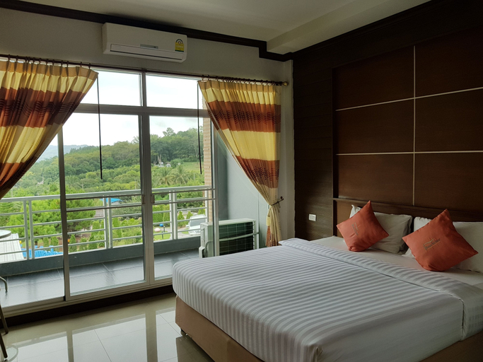 Bedroom 4, Breeze Hill Hotel, Khao Kho