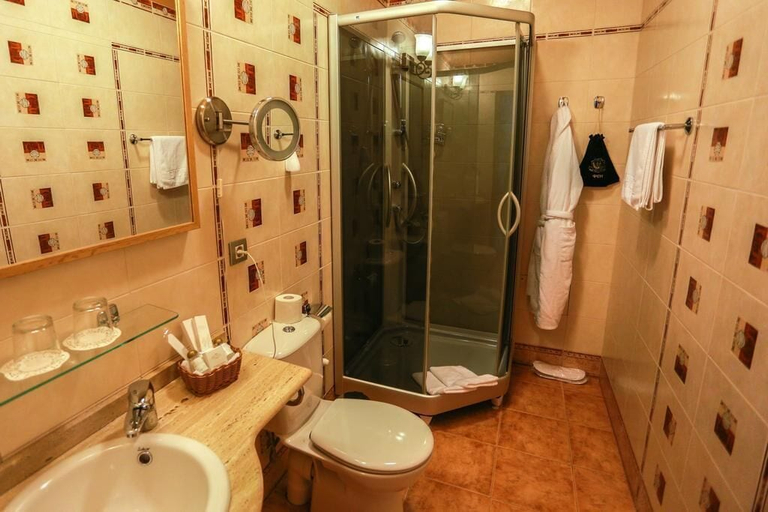 Bathroom 4, Boutique Hotel Nord Castle, Novosibirskiy rayon