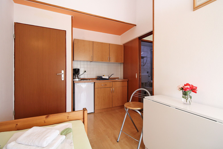 Others 5, Apartment 1030, Fažana