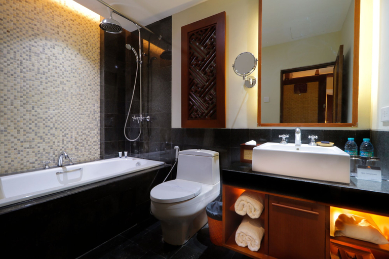 Bathroom 5, KUTA SEAVIEW Beach Resort, Badung
