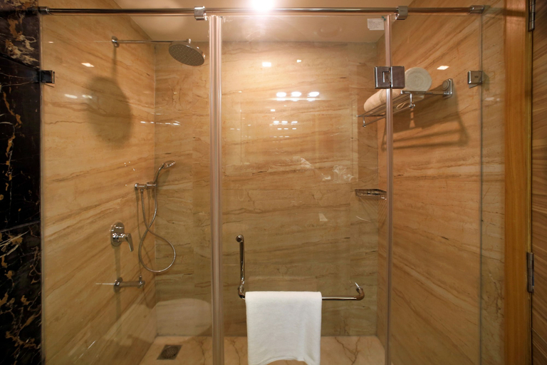 Bathroom 5, Hotel LN Courtyard, Ajmer
