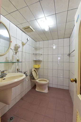 Bathroom 3, YoYo MaAn B&B, Pingtung