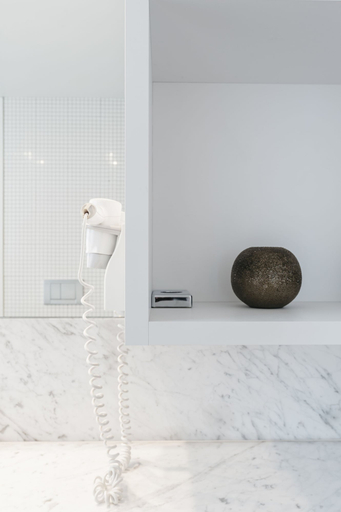 Bathroom 4, Leopold Hotel Ostend, West-Vlaanderen