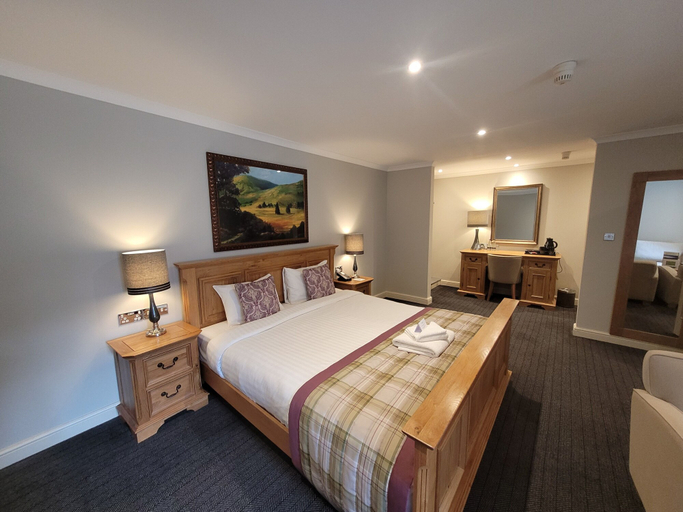 Bedroom 4, Stone House Hotel, Staffordshire