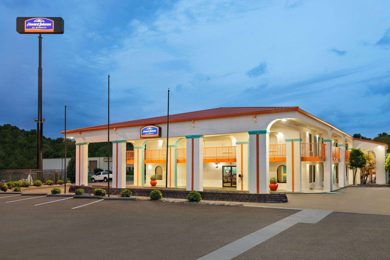 Exterior & Views 2, Howard Johnson by Wyndham Chattanooga Lookout Mountain I-24, Hamilton