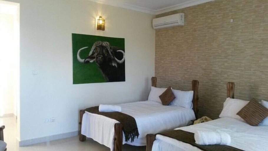 Bedroom 2, Matembezi Safari Lodge, Kilosa