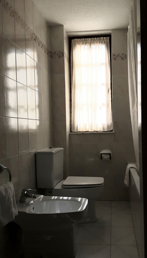 Bathroom 3, Hotel Marqués de la Moral, Asturias