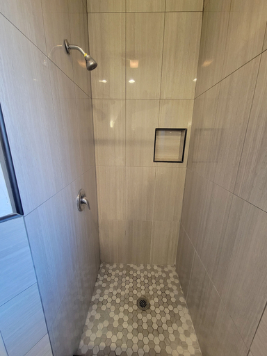 Bathroom 5, Townhouse Motel, Inyo