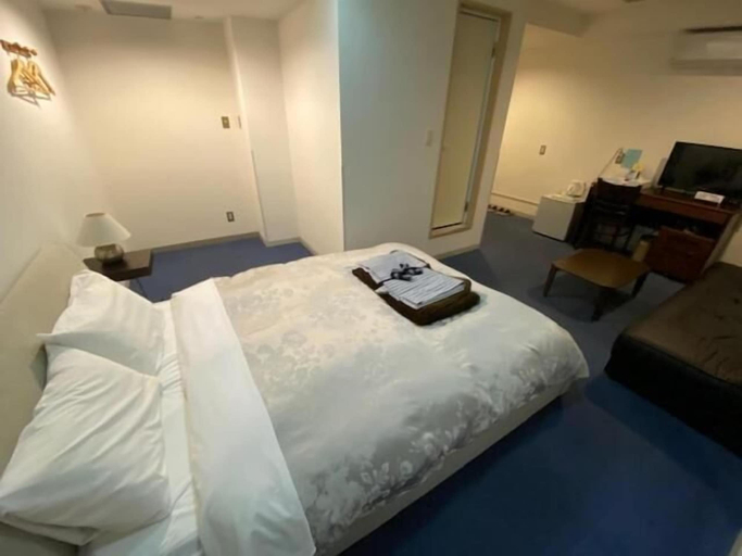 Bedroom 5, Hotel New Yutaka, Izumisano