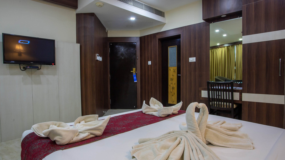 Bedroom 3, Hotel Central Plaza, Bheri