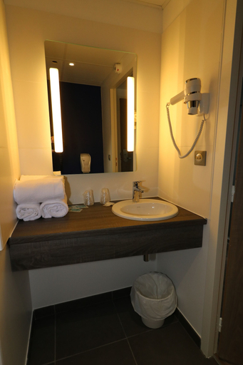 Bathroom 5, Arena Hôtel Toulouse, Haute-Garonne