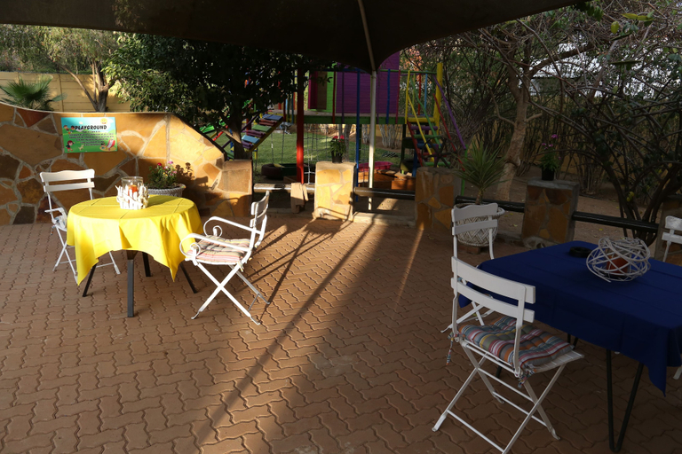 Food & Drinks 4, Capbon Guesthouse, Windhoek East
