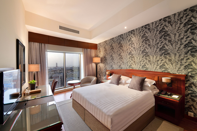 Bedroom 2, Majestic City Retreat Hotel, Dubai