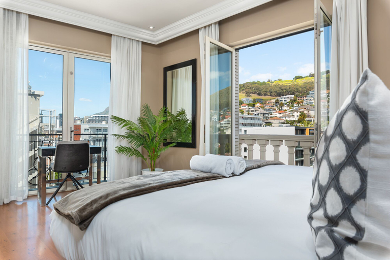 Bedroom 4, Cape Royale Luxury by Nivar, City of Cape Town