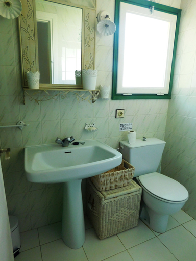 Bathroom 3, Casa Mallorca - A139, Girona