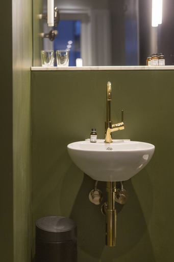 Bathroom 5, THE FRITZ Düsseldorf, Düsseldorf
