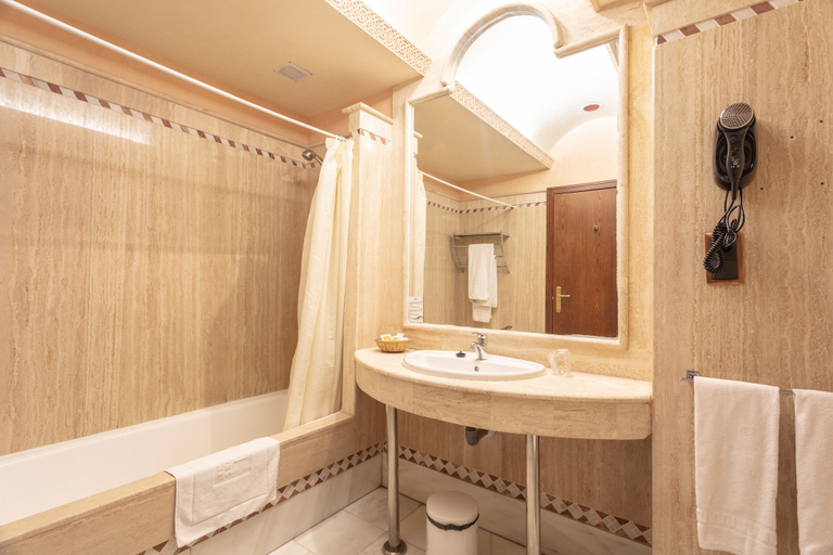 Bathroom 5, Hotel Abades Guadix, Granada