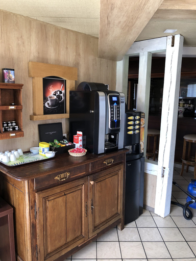 Food & Drinks 5, Hotel Le Drakkar, Eure