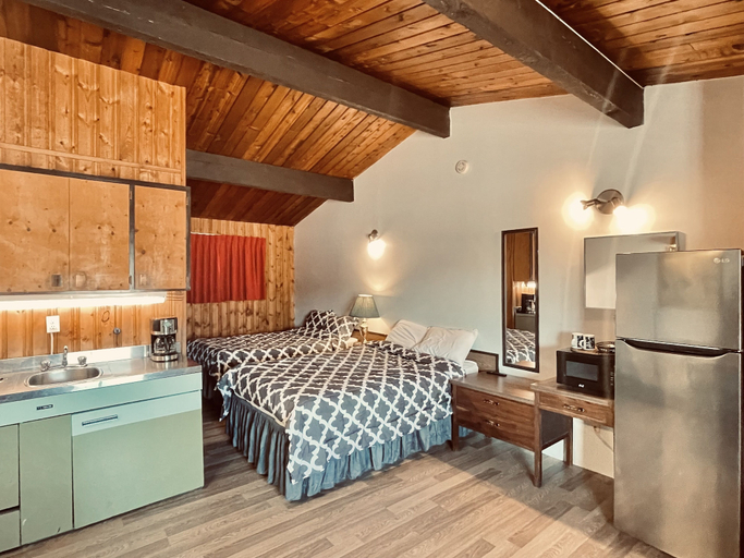 Others 5, Pembina River Inn, Division No. 11