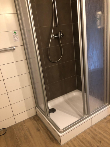 Bathroom 5, Wöllbacher Tor, Lahn-Dill-Kreis