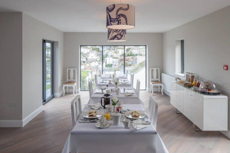 Food & Drinks 5, Driftwood B&B, Torbay