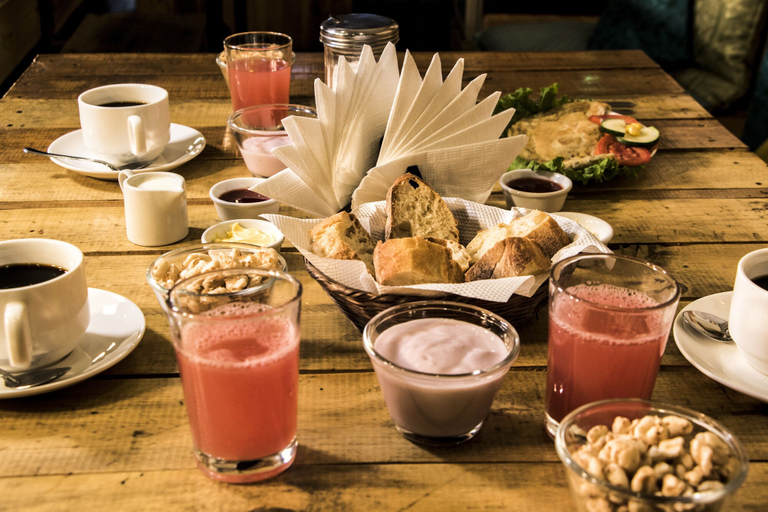 Food & Drinks, MyApartment, Pedro Domingo Murillo