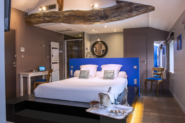 Bedroom 3, Carrion Cuisine Hôtel & Spa, Saône-et-Loire