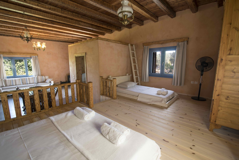 Bedroom 2, Chaihoutes stone House into Olive farm in Zia, South Aegean