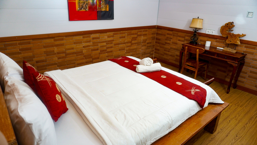 Bedroom 6