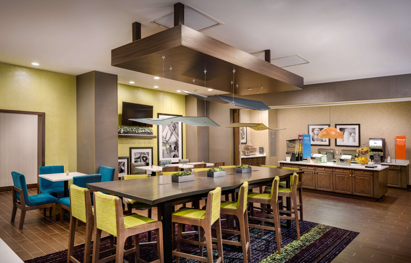 Food & Drinks 5, Hampton Inn Paramus, Bergen