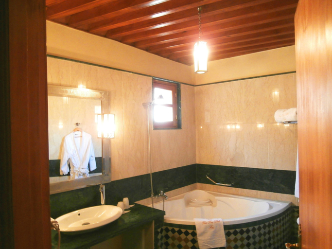 Bathroom 5, Riad-Boutique Borj Dhab, Fès