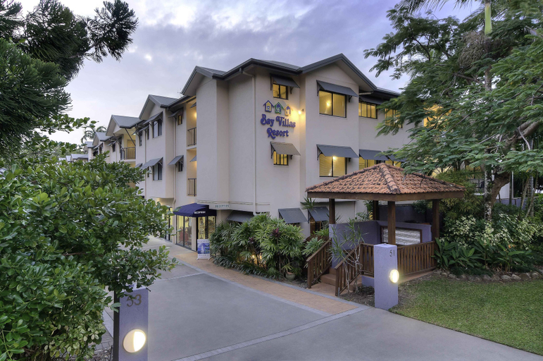 Exterior & Views 2, Bay Villas Resort, Douglas