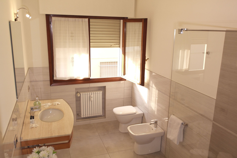 Bathroom 5, Rosa Garden B&B , Venezia