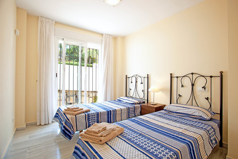 Bedroom 2, Lagos Arqueros, Málaga