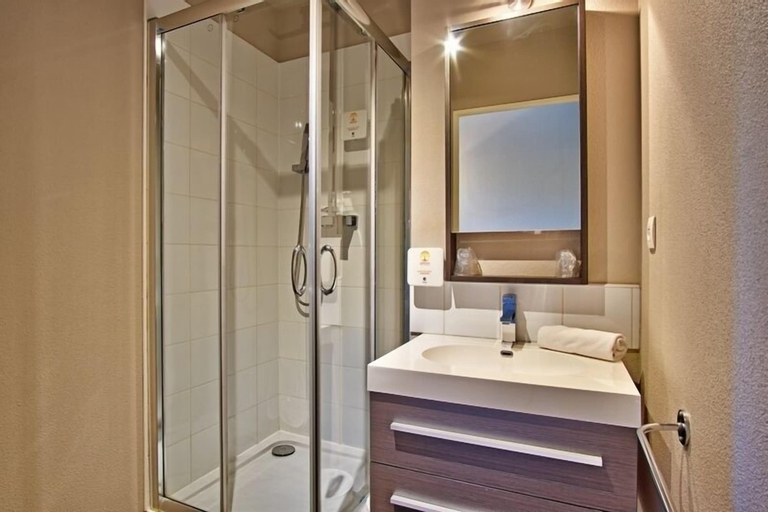 Bedroom 19