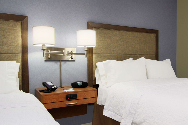 Bedroom 3, Hampton Inn Austin/Airport Area South, Travis
