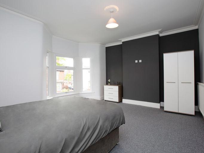 Bedroom 3, Crewe Rooms Ruskin Road, Cheshire East