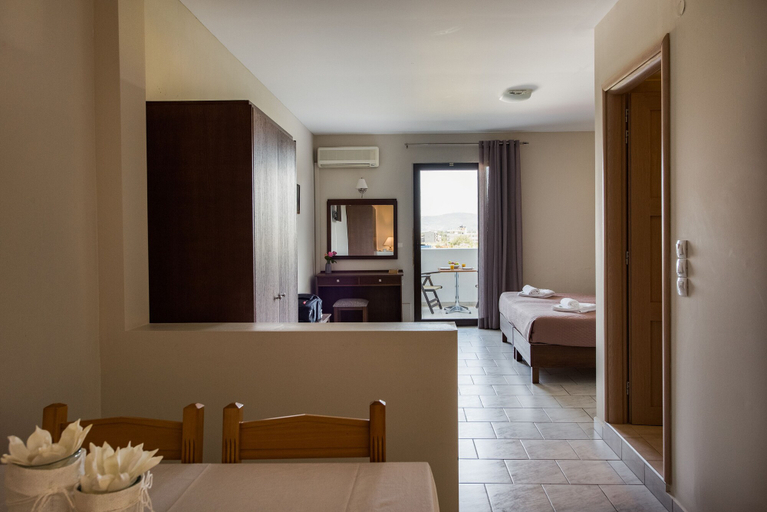 Bedroom 5, Mirtilos Studios & Apartments, Crete