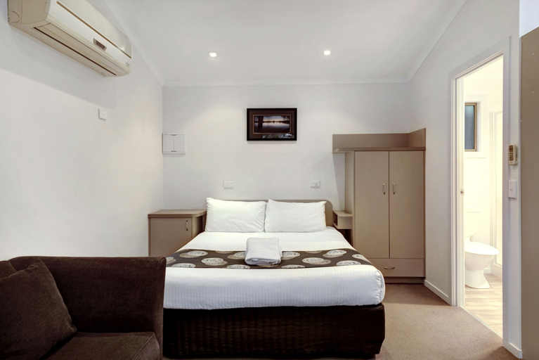 Bedroom 3, Discovery Parks - Forster, Great Lakes