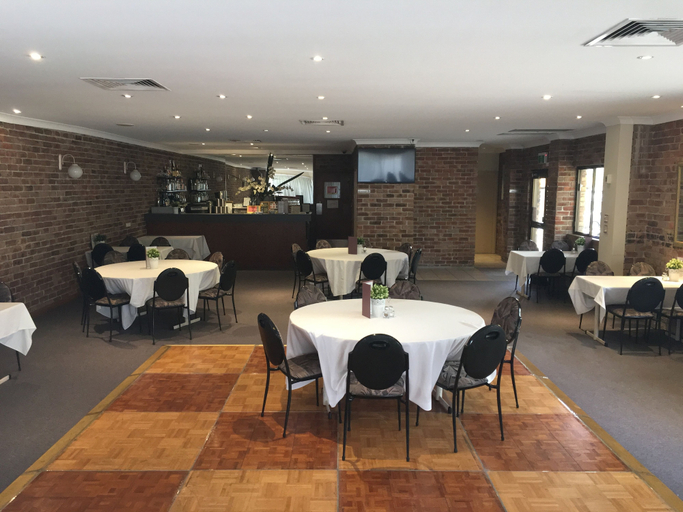 Food & Drinks 5, Abcot Inn, Sutherland Shire - East