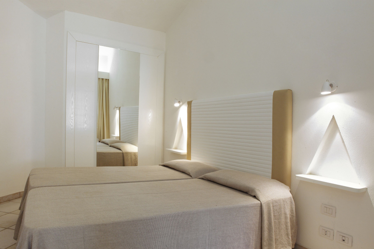 Bedroom 3, Hotel Mare Pineta, Cagliari