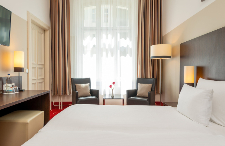 Bedroom 3, Leonardo Hotel Berlin KU'DAMM, Berlin