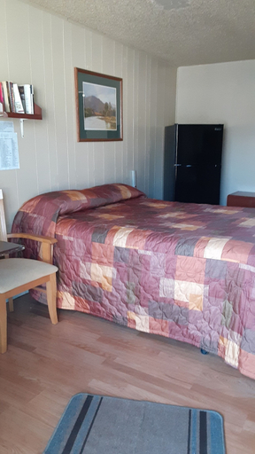 Bedroom 3, Brickyard Inn, Carbon