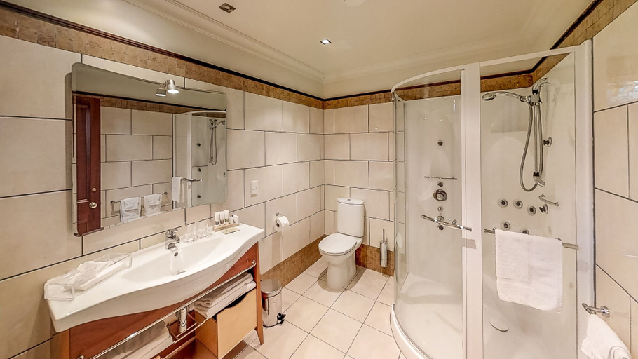 Bathroom 5, Lake Karapiro Lodge, Matamata-Piako