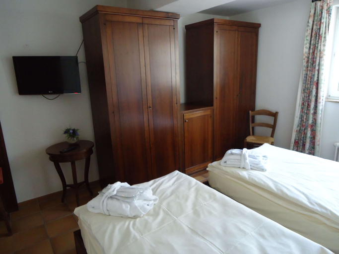 Bedroom 2, Hotel Landhaus Milser, Duisburg