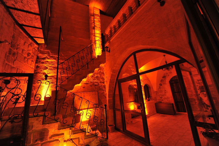 Others 4, Kadim Otel, Kızıltepe